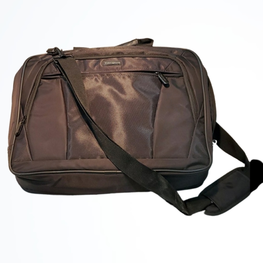 Targus Black Laptop Chromebook Double Case w Pockets and Shoulder Strap